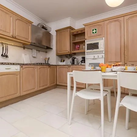 Apartament Jardim Flores Luxury *